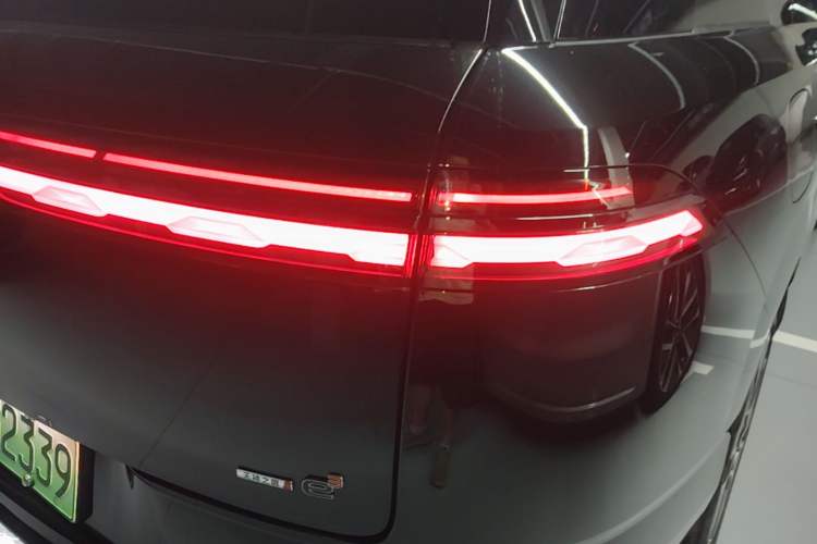 Used Denza N8L 2025 Model Flagship Model Right Rear Taillight