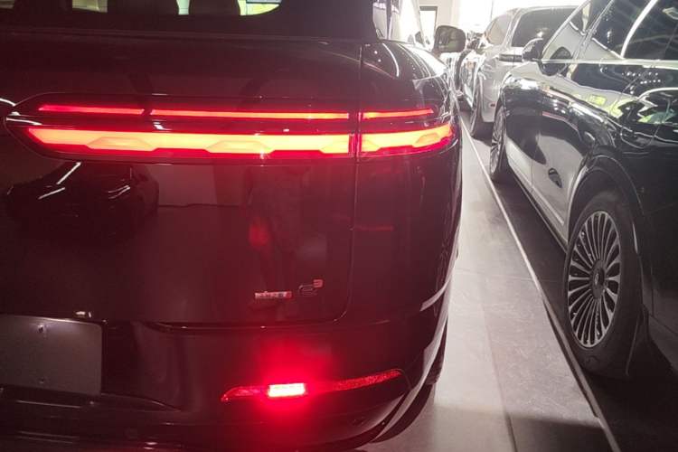 Used Denza N8L 2025 Model Flagship Model Right Rear Taillight