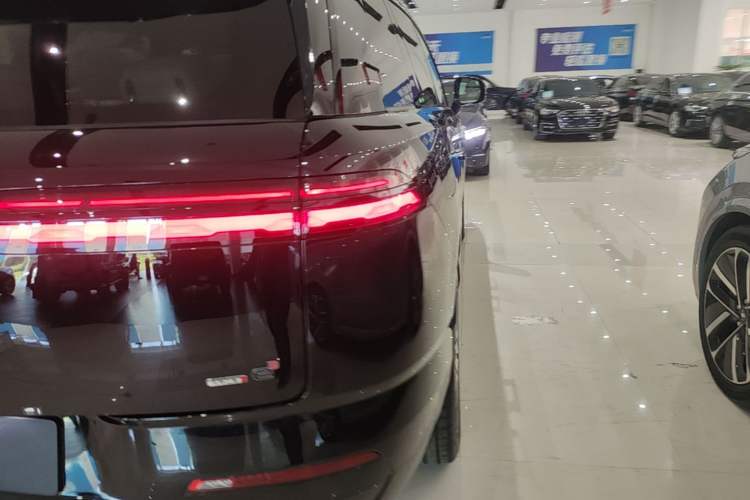 Used Denza N8L 2025 Model Flagship Model Right Rear Taillight