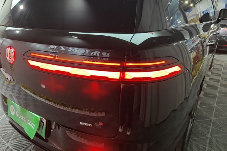 Used Denza N8L 2025 Model Flagship Model Right Rear Taillight