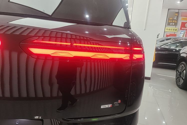 Used Denza N8L 2025 Model Flagship Model Right Rear Taillight