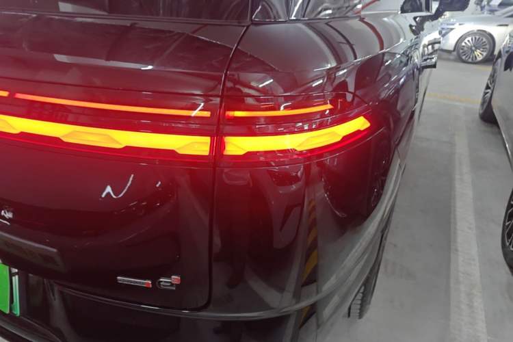 Used Denza N8L 2025 Model Flagship Model Right Rear Taillight