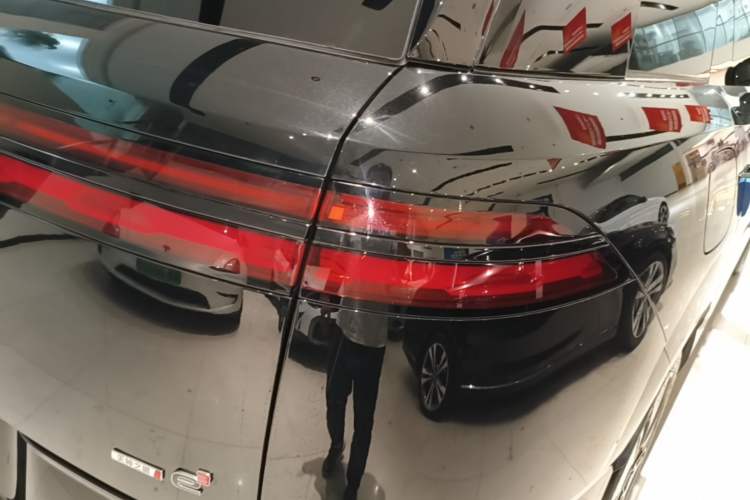 Used Denza N8L 2025 Model Flagship Model Right Rear Taillight