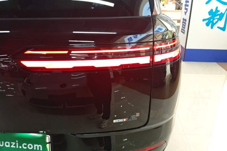Used Denza N8L 2025 Model Flagship Model Right Rear Taillight