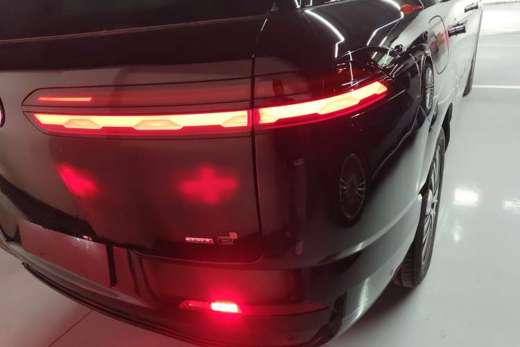 Used Denza N8L 2025 Model Zunrong Model Right Rear Taillight