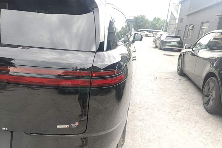 Used Denza N8L 2025 Model Flagship Model Right Rear Taillight
