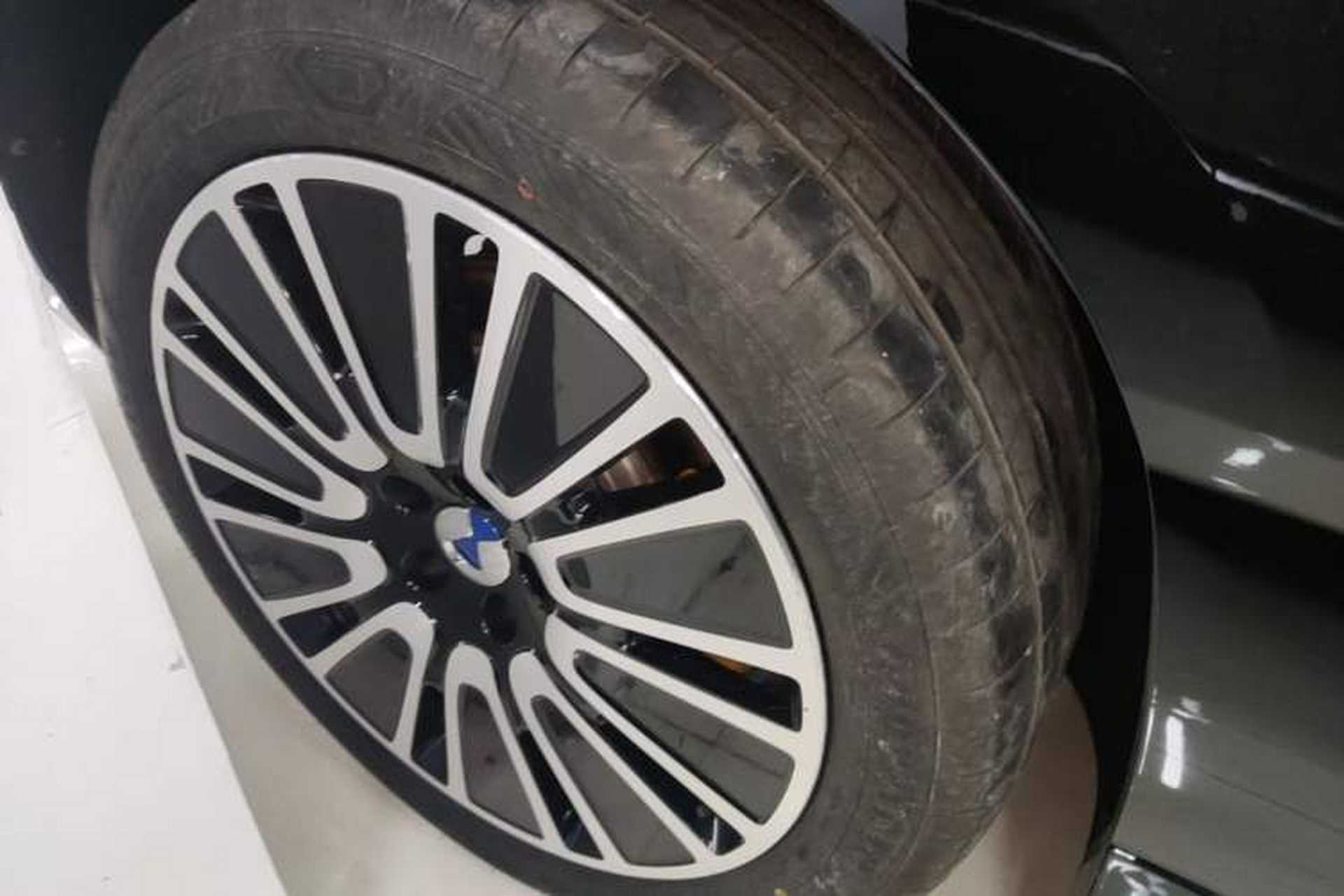 Used Denza N8L 2025 Model Flagship Model Right Rear Wheel Hub