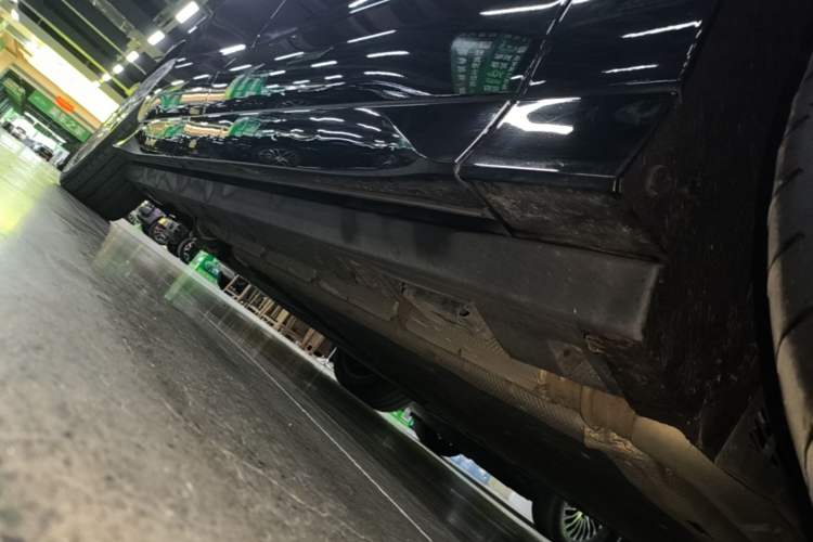 Used Denza N8L 2025 Model Flagship Model Right Side Sill