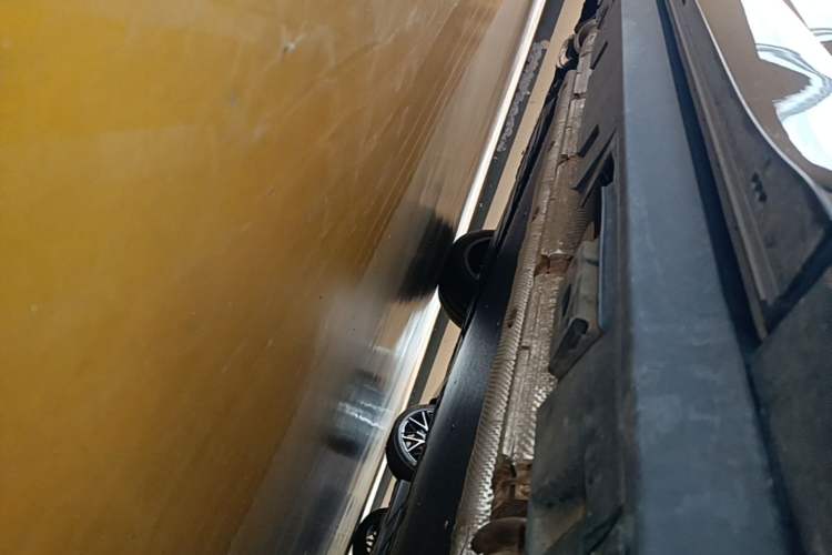 Used Denza N8L 2025 Model Flagship Model Right Side Sill