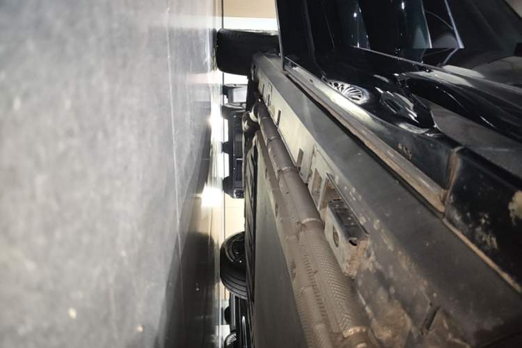 Used Denza N8L 2025 Model Flagship Model Right Side Sill