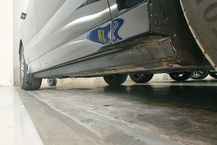 Used Denza N8L 2025 Model Zunrong Model Right Side Sill