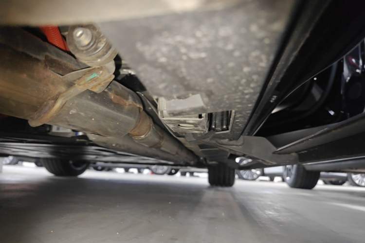 Used Denza N8L 2025 Model Flagship Model Right Side Sill