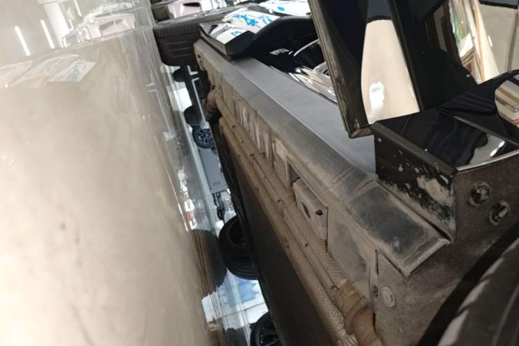 Used Denza N8L 2025 Model Flagship Model Right Side Sill