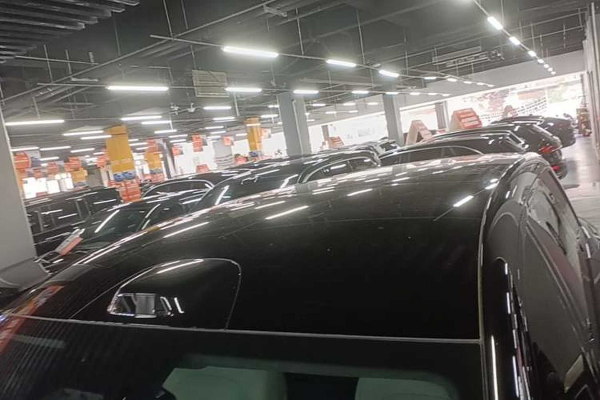 Used Denza N8L 2025 Model Zunrong Model Roof