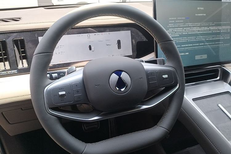 Used Denza N8L 2025 Model Flagship Model Steering Wheel