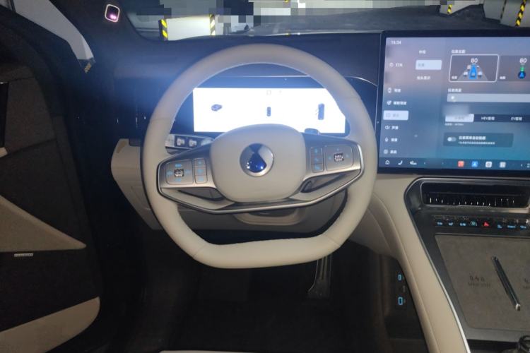 Used Denza N8L 2025 Model Flagship Model Steering Wheel