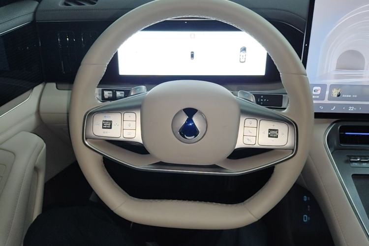 Used Denza N8L 2025 Model Flagship Model Steering Wheel