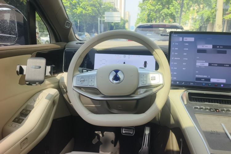 Used Denza N8L 2025 Model Flagship Model Steering Wheel