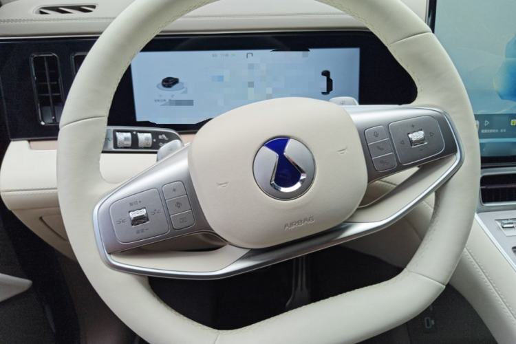 Used Denza N8L 2025 Model Flagship Model Steering Wheel