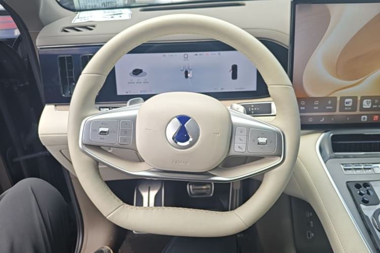 Used Denza N8L 2025 Model Flagship Model Steering Wheel