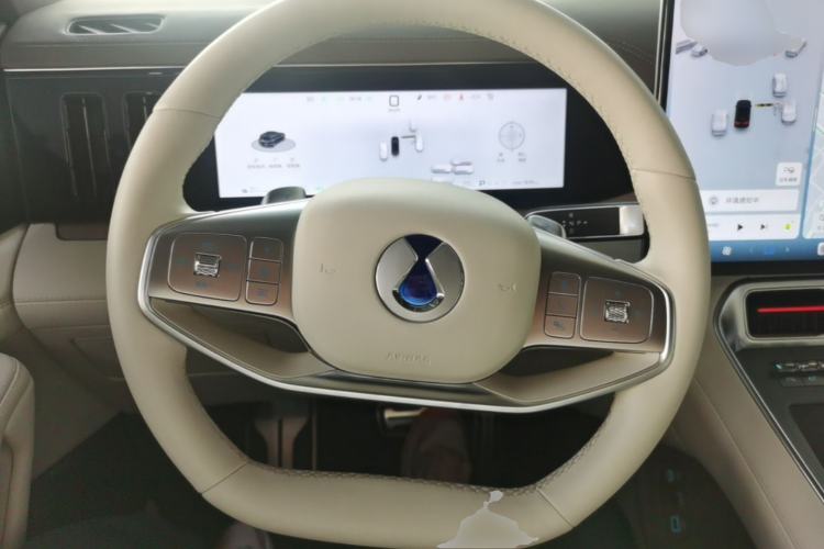 Used Denza N8L 2025 Model Flagship Model Steering Wheel
