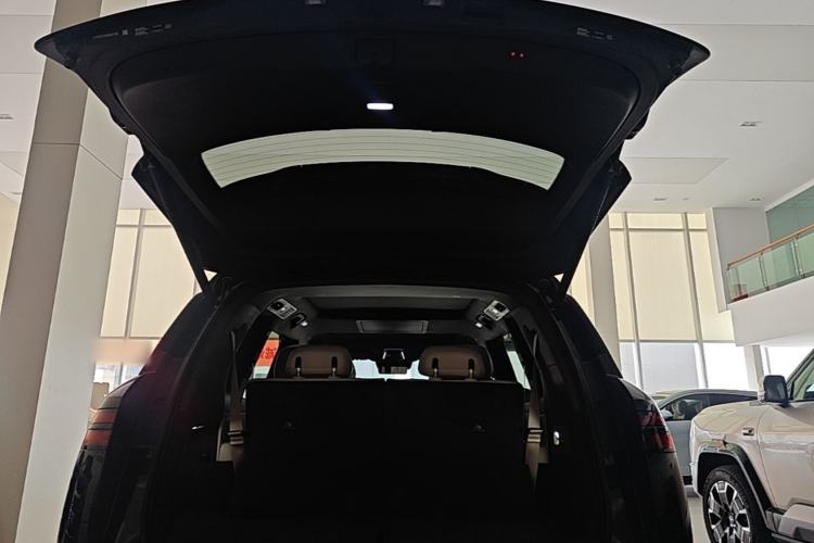 Used Denza N8L 2025 Model Flagship Model Trunk