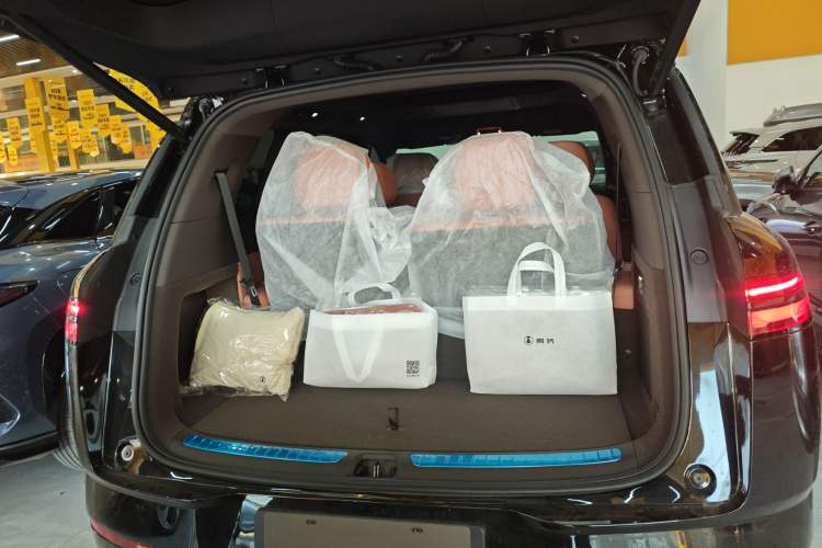 Used Denza N8L 2025 Model Flagship Model Trunk