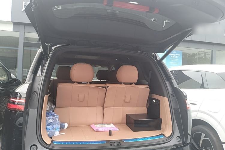 Used Denza N8L 2025 Model Flagship Model Trunk