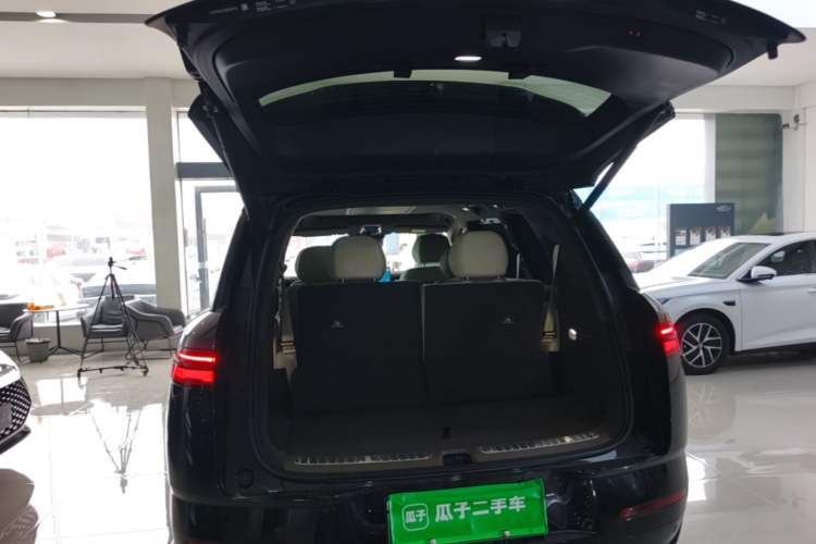 Used Denza N8L 2025 Model Flagship Model Trunk