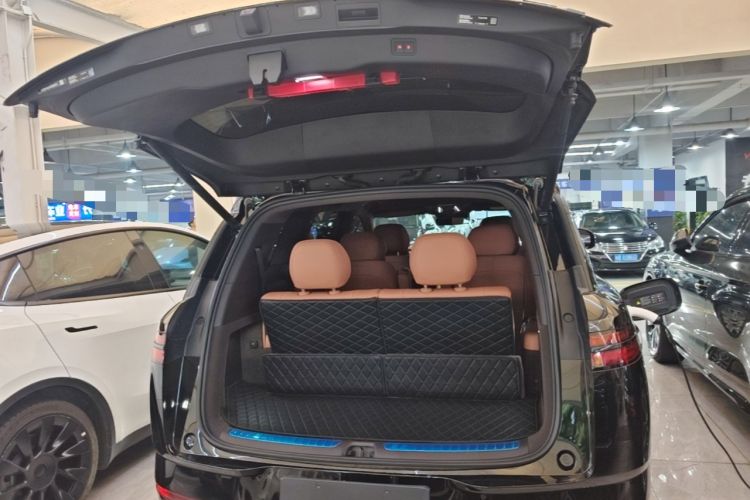 Used Denza N8L 2025 Model Zunrong Model Trunk