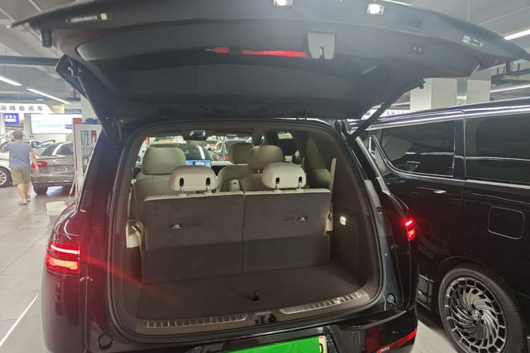Used Denza N8L 2025 Model Flagship Model Trunk