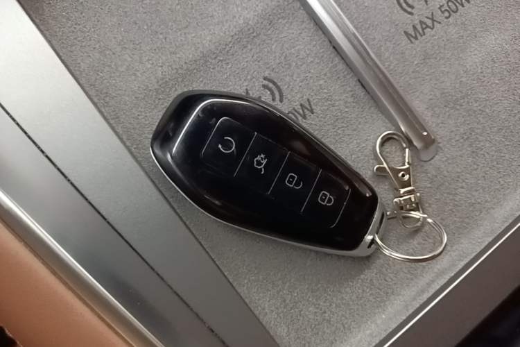 Used Denza N8L 2025 Model Flagship Model Vehicle Key