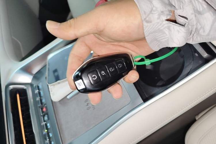 Used Denza N8L 2025 Model Flagship Model Vehicle Key