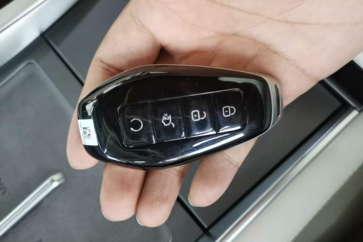 Used Denza N8L 2025 Model Flagship Model Vehicle Key