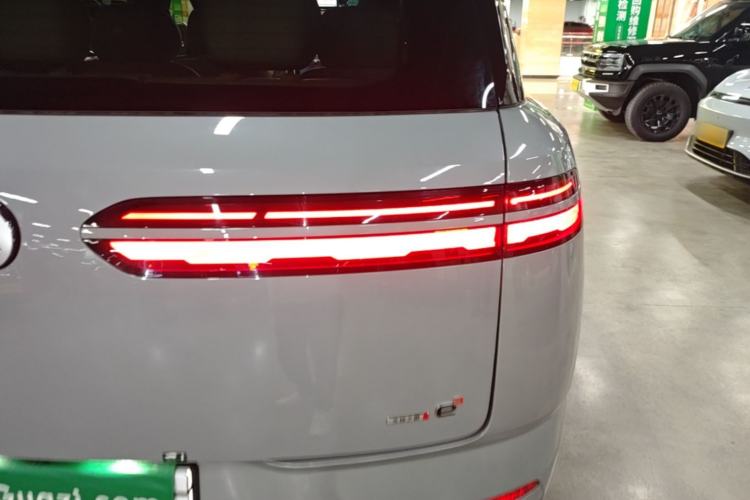 Used Denza N8L 2025 Model Flagship Model Right Rear Taillight
