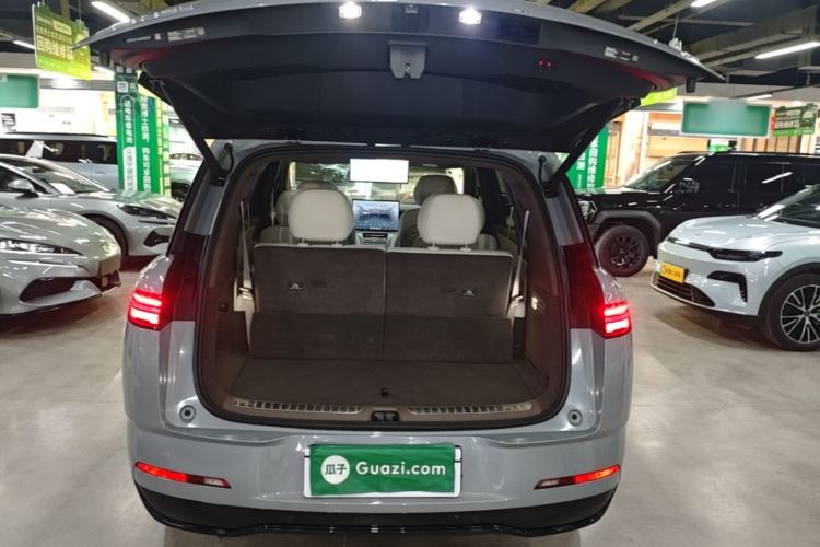Used Denza N8L 2025 Model Flagship Model Trunk