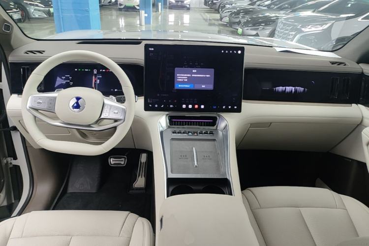 Used Denza N8L 2025 Model Flagship Model Center Console