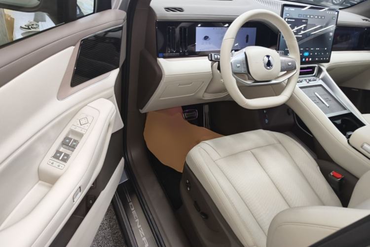 Used Denza N8L 2025 Model Flagship Model Driver Seat