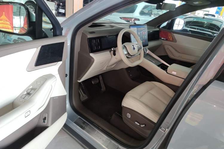 Used Denza N8L 2025 Model Flagship Model Driver Seat
