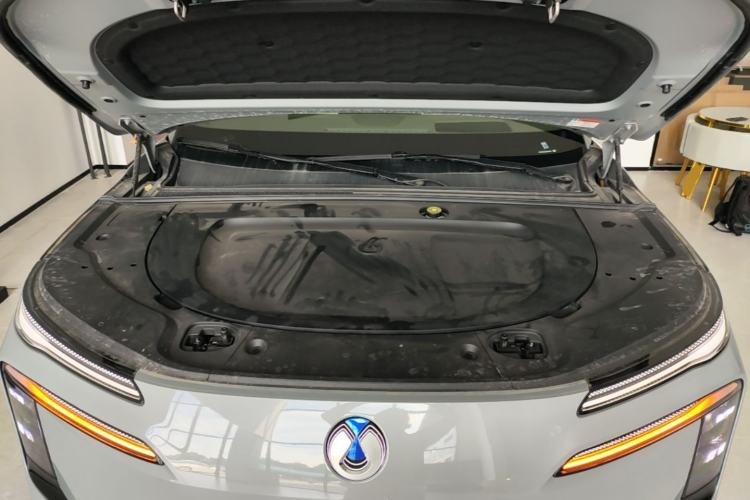 Used Denza N8L 2025 Model Flagship Model Engine Bay