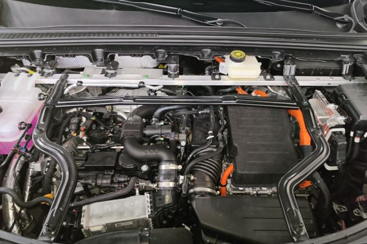 Used Denza N8L 2025 Model Flagship Model Engine Bay