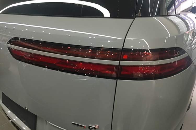 Used Denza N8L 2025 Model Flagship Model Exterior 3