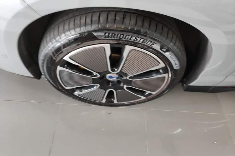 Used Denza N8L 2025 Model Flagship Model Exterior 4