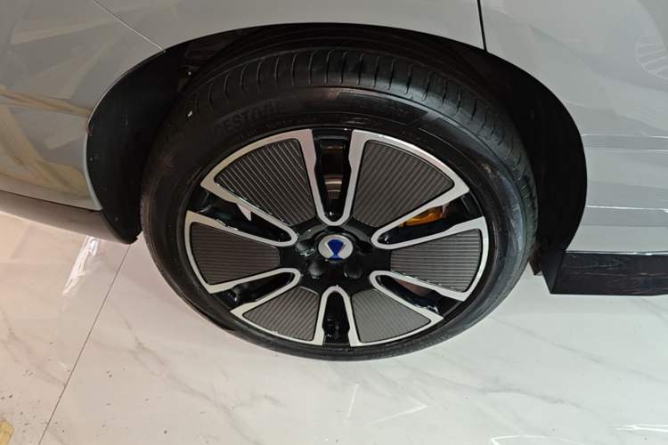 Used Denza N8L 2025 Model Flagship Model Exterior 5