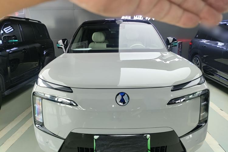 Used Denza N8L 2025 Model Flagship Model Front