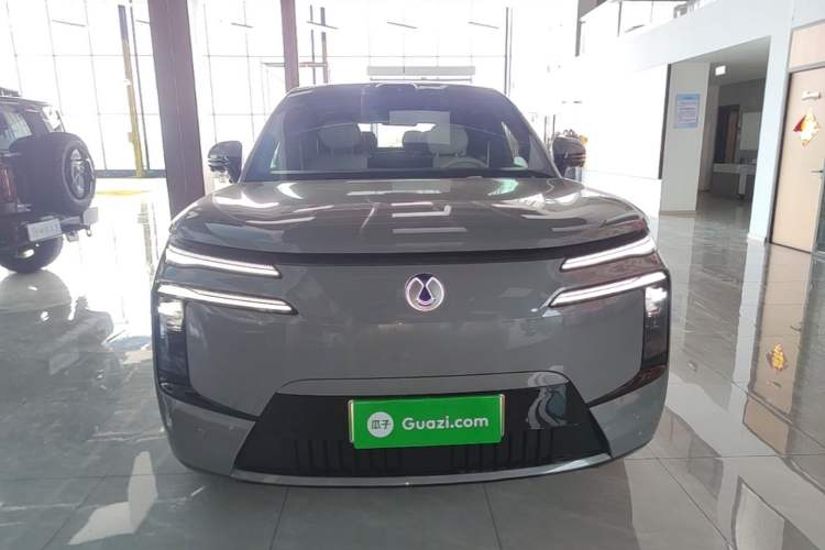 Used Denza N8L 2025 Model Flagship Model Front