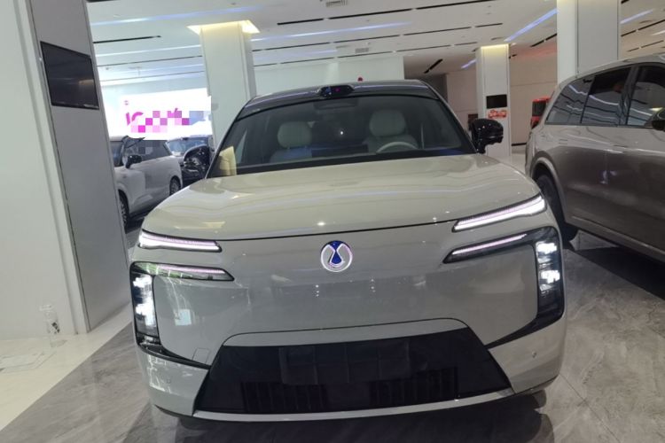 Used Denza N8L 2025 Model Flagship Model Front