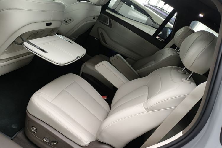 Used Denza N8L 2025 Model Flagship Model Left Rear Seat