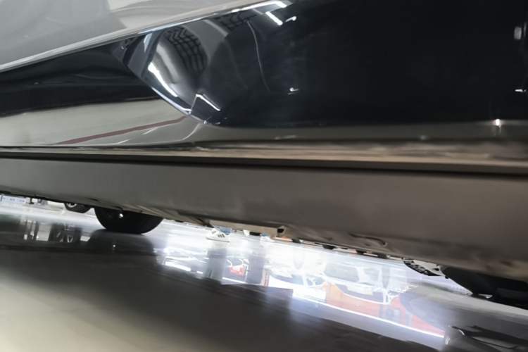 Used Denza N8L 2025 Model Flagship Model Left Side Sill