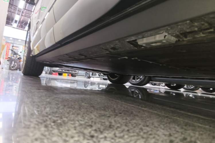 Used Denza N8L 2025 Model Flagship Model Left Side Sill